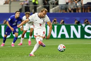 凯恩12场世界杯参与12球,他是首位世界杯打进5粒点球的球员
