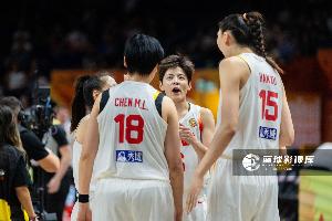 媒体人:中国篮球太需要这种精气神 希望女篮把信心打出来
