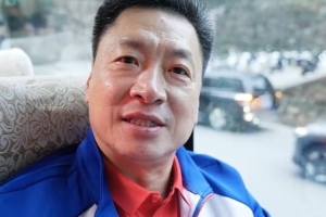 李春江关注青少年篮球:加油 每一个热爱篮球的少年!