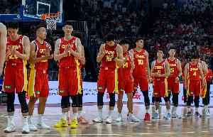 媒体人:篮协给CBA俱乐部颁发证书感谢支持国家队 今夏集训149天