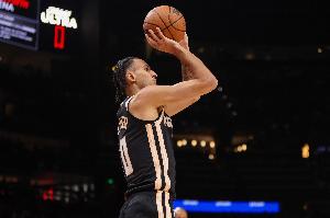 独行侠主帅:里萨谢每天都在进步 NBA不会20岁就放弃一个球员