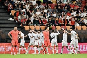 沪媒谈国足惨败:需解决防线稳定性、进攻终结能力等核心问题