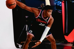 八村垒晒快船定妆照:八年级迎来个人NBA第8个赛季!