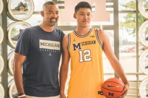 媒体人:庞清方怎么还犯签证这么低级的错误 好不容易才转到NCAA