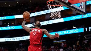 飞天遁地!伊森10中6轰全场最高20分外加9板2助2断