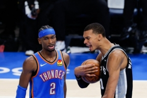 你和文班将成NBA门面?SGA:很难说 一切瞬息万变 他很强但我最强