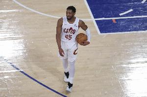 米切尔:NBA各种防守我都见过 关键不在于见没见过而是如何破解