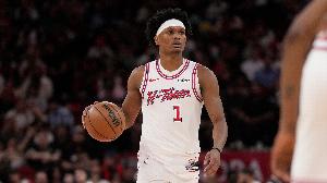 大帽文班绝平球收下胜利!阿门15中9拿下20分10板4助2断2帽