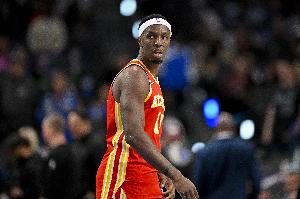 频频错位吃小后卫!奥孔武打穿骑士内线 17中11爆砍29+12